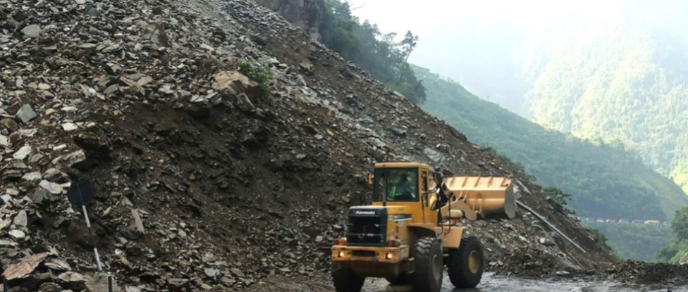 नारायणगढ-मुग्लिन सडक खण्ड एकतर्फी सञ्चालनमा