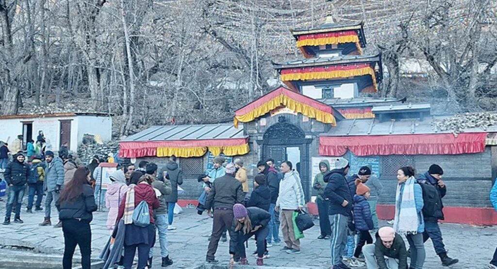 दशैंपछि मुक्तिनाथ मन्दिरमा दर्शनार्थी बढे